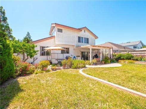 2001 W San Lorenzo , Santa Ana, CA