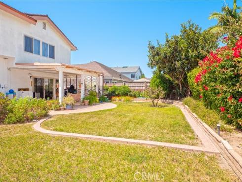 2001 W San Lorenzo , Santa Ana, CA