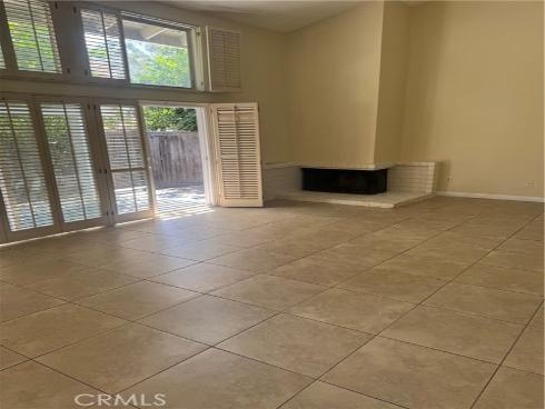 1404 N Tustin Y3 Avenue, Santa Ana, CA