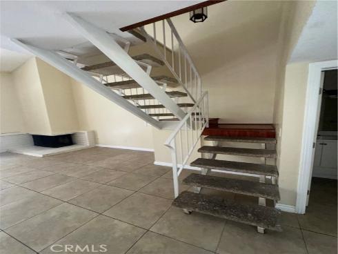 1404 N Tustin Y3 Avenue, Santa Ana, CA