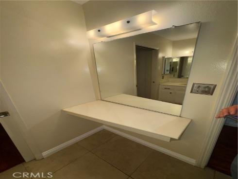 1404 N Tustin Y3 Avenue, Santa Ana, CA