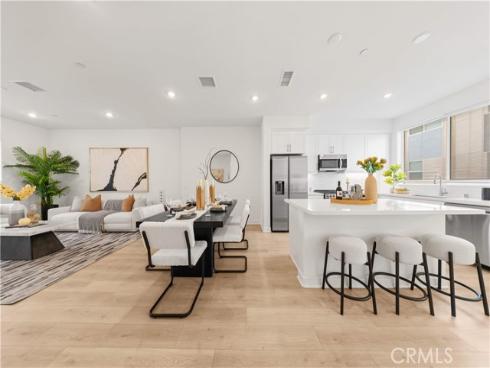 1816 E 1st 440 , Santa Ana, CA