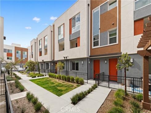 1816 E 1st 440 , Santa Ana, CA