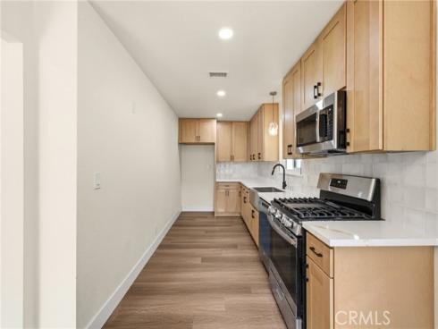 1326 S Marine , Santa Ana, CA