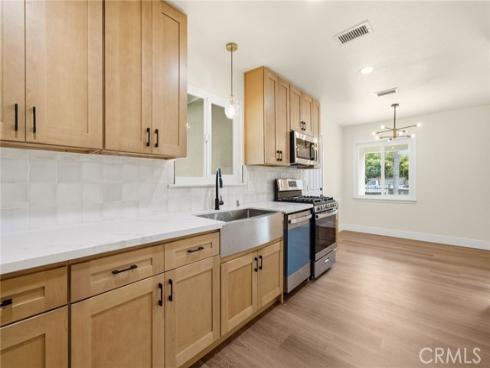 1326 S Marine , Santa Ana, CA
