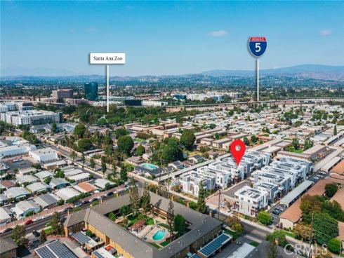 609 S Lyon Street , Santa Ana, CA