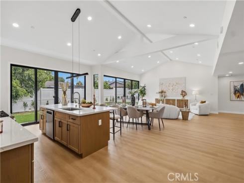 12621 Singing Wood Drive, Santa Ana, CA