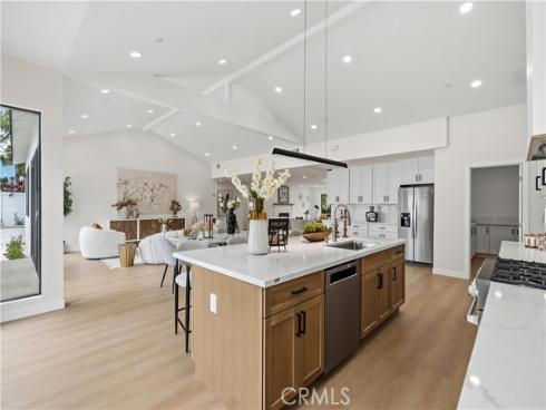 12621 Singing Wood Drive, Santa Ana, CA