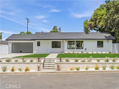 12621  Singing Wood   Drive, Santa Ana, CA