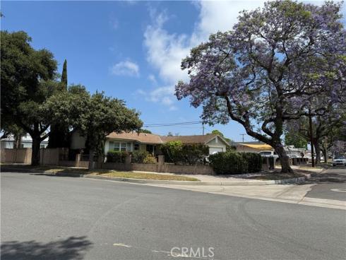3621 W Crystal Ln.  , Santa Ana, CA