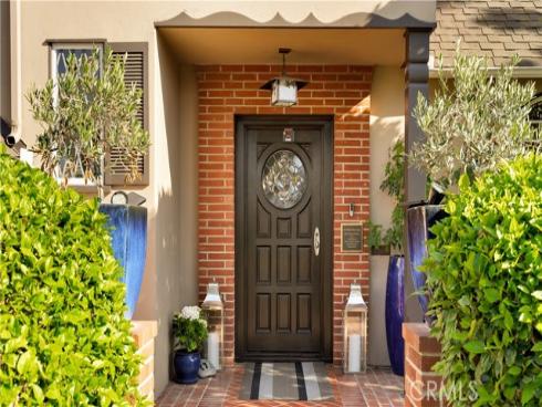 936 W River Lane, Santa Ana, CA