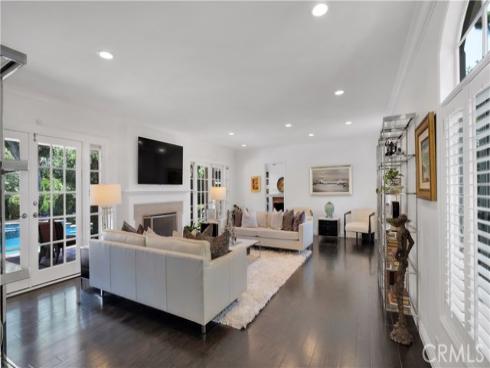 936 W River Lane, Santa Ana, CA