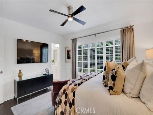 936 W River Lane, Santa Ana, CA