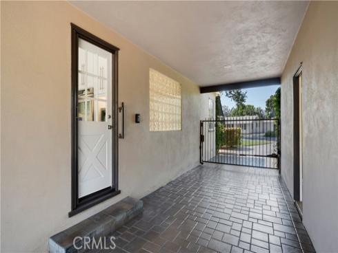 936 W River Lane, Santa Ana, CA