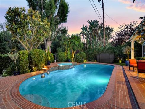936 W River Lane, Santa Ana, CA
