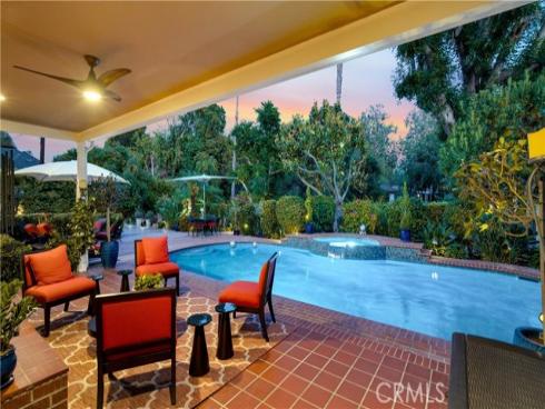 936 W River Lane, Santa Ana, CA