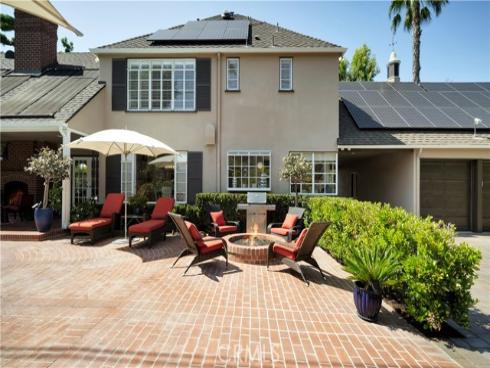 936 W River Lane, Santa Ana, CA
