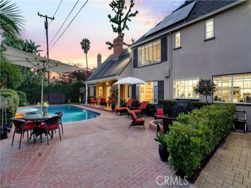 936 W River Lane, Santa Ana, CA