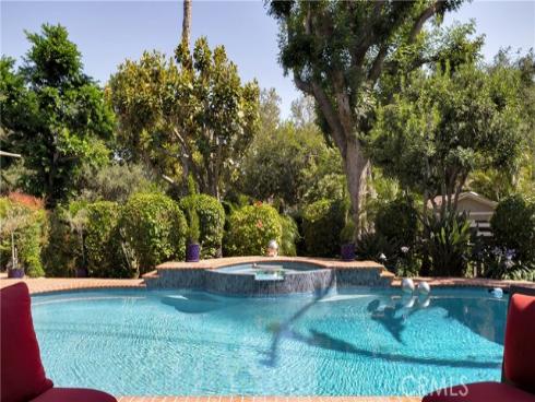 936 W River Lane, Santa Ana, CA