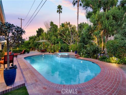 936 W River Lane, Santa Ana, CA