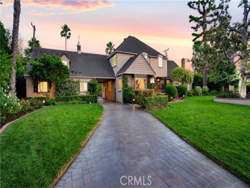 936 W River Lane, Santa Ana, CA