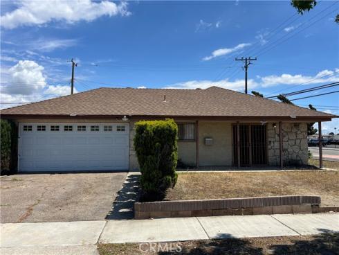 901 N. Mountain View