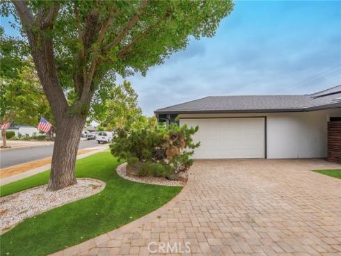 521 W Memory , Santa Ana, CA