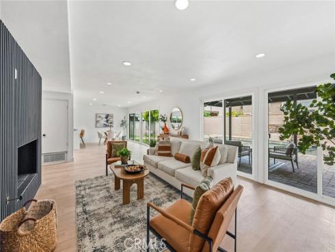 521 W Memory , Santa Ana, CA