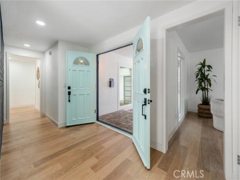 521 W Memory , Santa Ana, CA