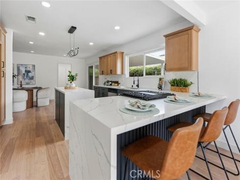 521 W Memory , Santa Ana, CA