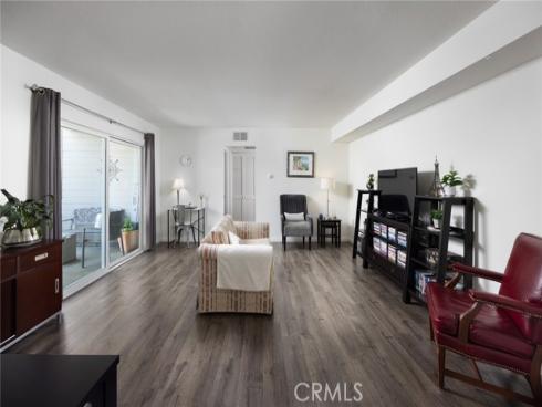 3500 S Greenville H4 Street, Santa Ana, CA