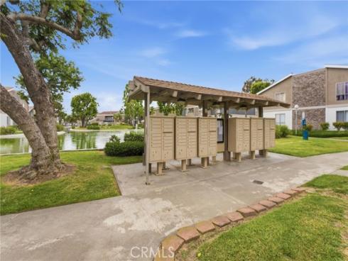 2829 S Fairview B Street, Santa Ana, CA
