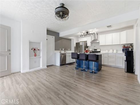 2829 S Fairview B Street, Santa Ana, CA