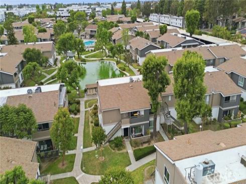 2829 S Fairview B Street, Santa Ana, CA