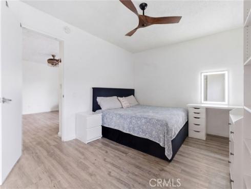 2829 S Fairview B Street, Santa Ana, CA