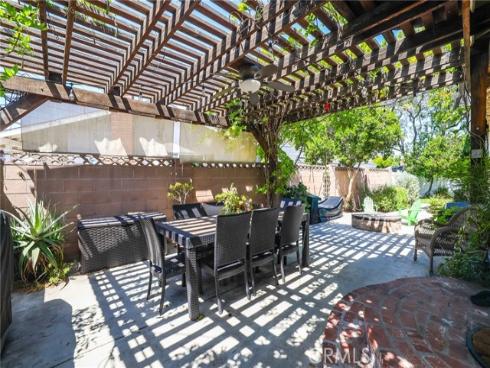 2914 Fallbrook Drive, Santa Ana, CA