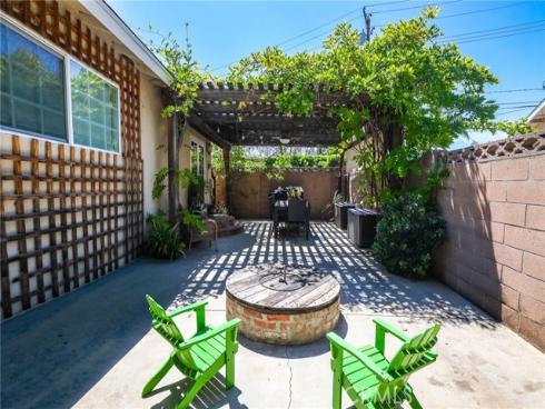 2914 Fallbrook Drive, Santa Ana, CA