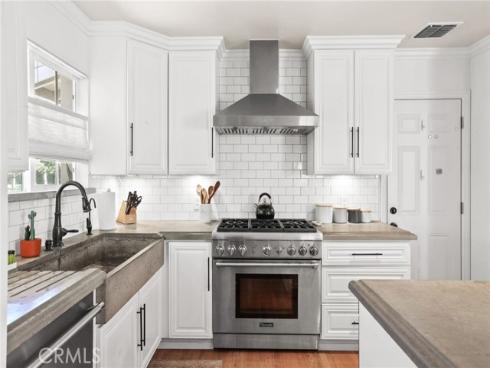 2914 Fallbrook Drive, Santa Ana, CA