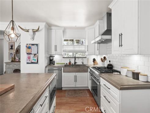 2914 Fallbrook Drive, Santa Ana, CA