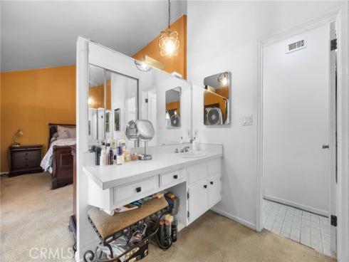 1130 E 21st , Santa Ana, CA