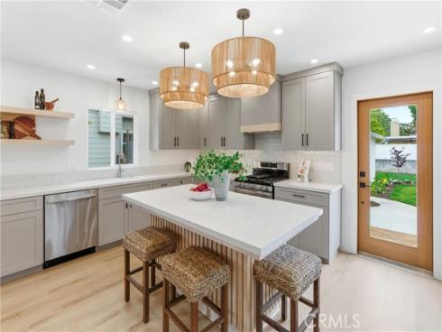 2534 Santiago Street, Santa Ana, CA