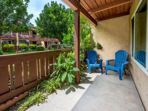1000 W Macarthur 61 Boulevard, Santa Ana, CA