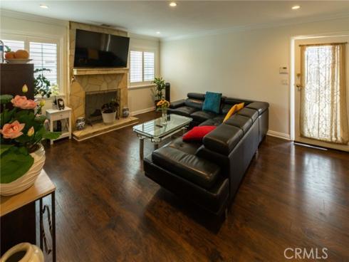 821 S Corta , Santa Ana, CA