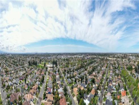 2005 W 11th , Santa Ana, CA