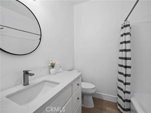 2514 W Macarthur , Santa Ana, CA