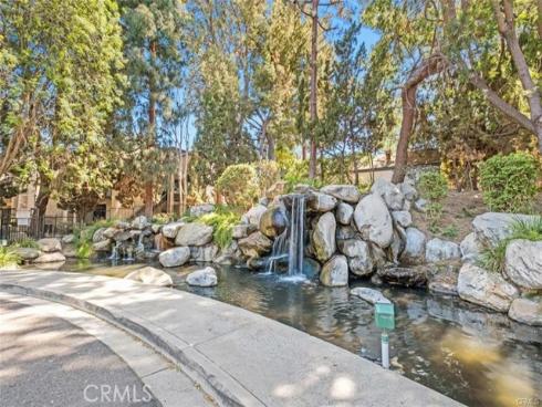 2514 W Macarthur , Santa Ana, CA