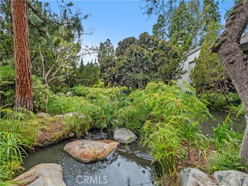 2514 W Macarthur , Santa Ana, CA