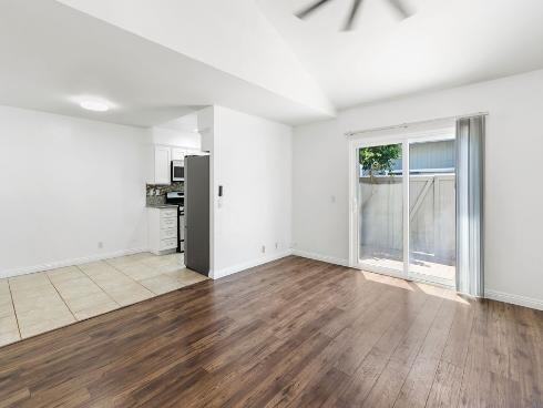 2670 W Segerstrom A , Santa Ana, CA