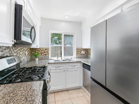 2670 W Segerstrom A , Santa Ana, CA