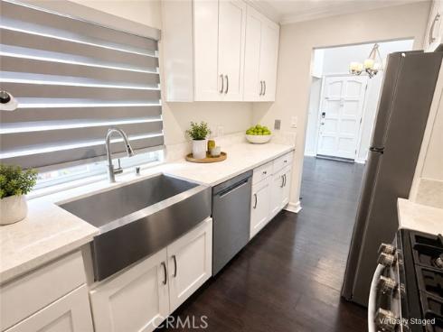 1001 W Stevens 409 , Santa Ana, CA